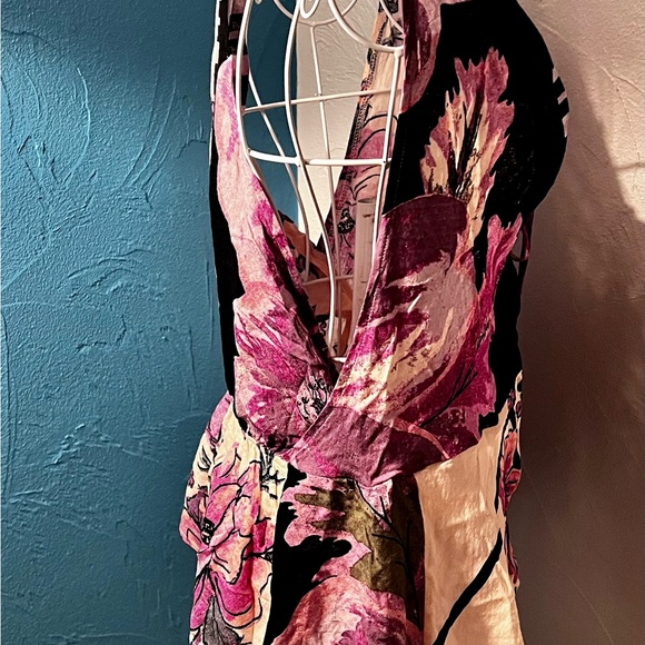 Free People NWT FLOWY TOP Size large - Picture 10 of 12